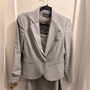 Lafayette 148 skirt‎ suit set 8 petite. Gray with light blue pinstripes